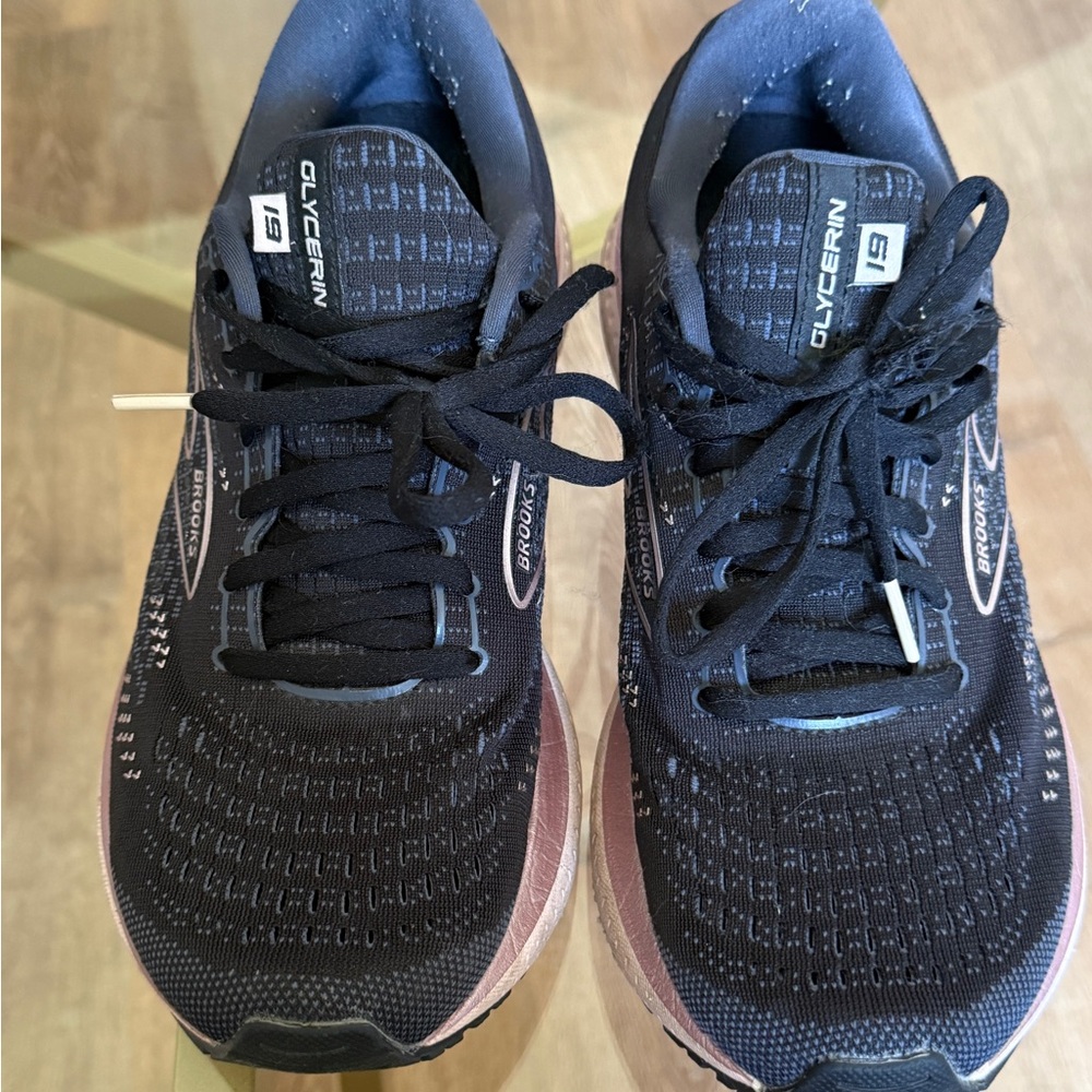 Women's Black Running Shoes